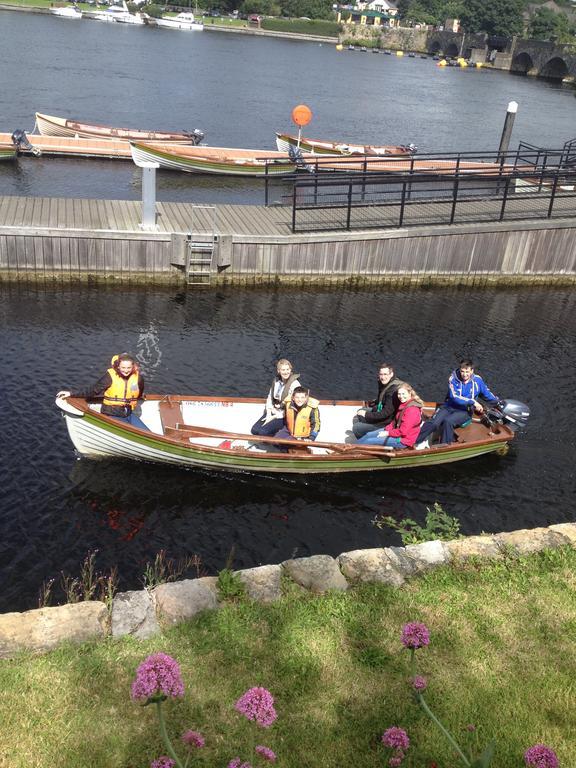 Shannon Breeze B&B Killaloe Extérieur photo
